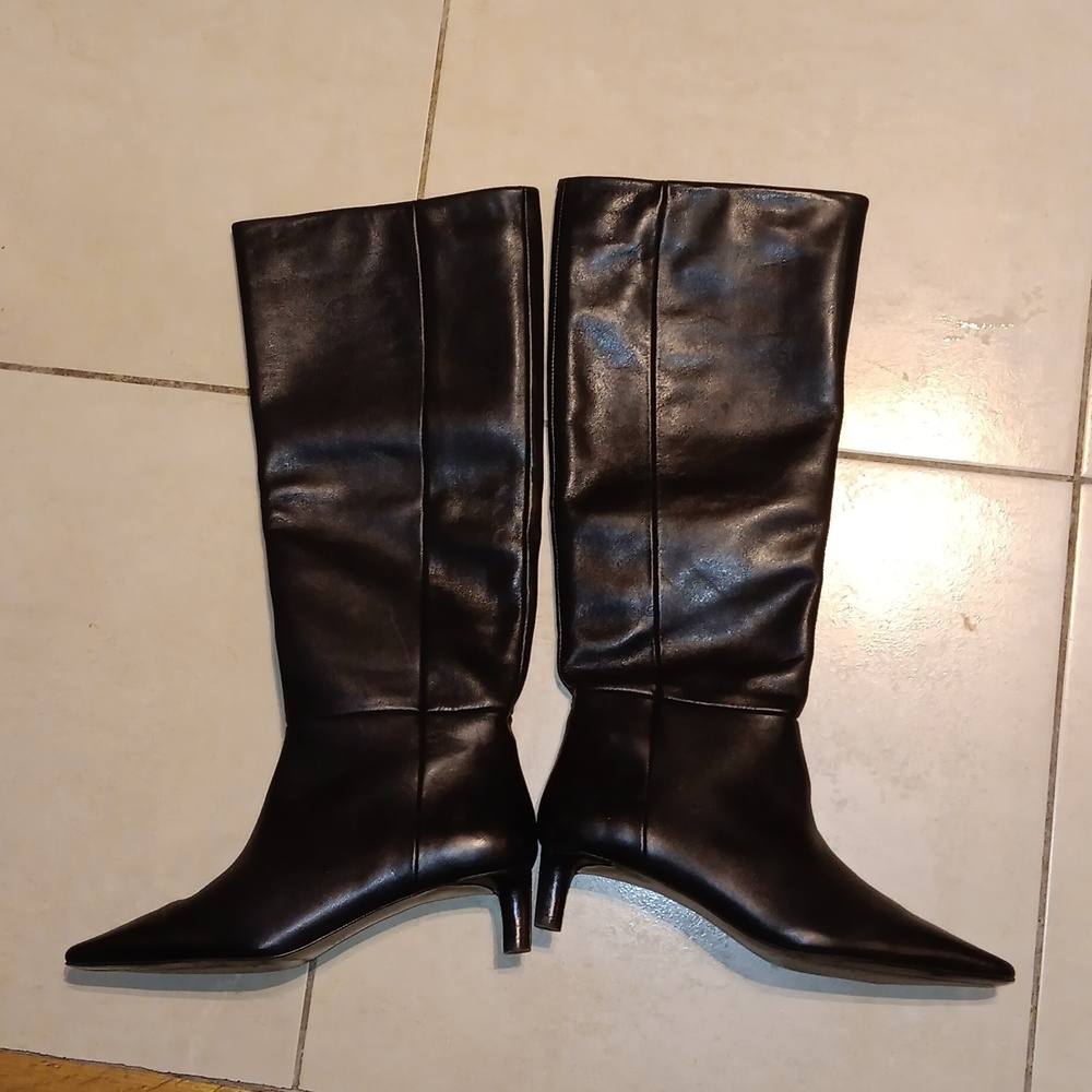 Mango Genuine Leather Boots With Square Toe and Kitten Heel - Picture 11 of 13